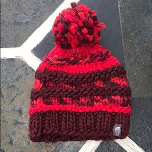 NORTH FACE Knit beanie w/Pom